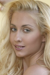 Julie Silver (I) - Poster 1