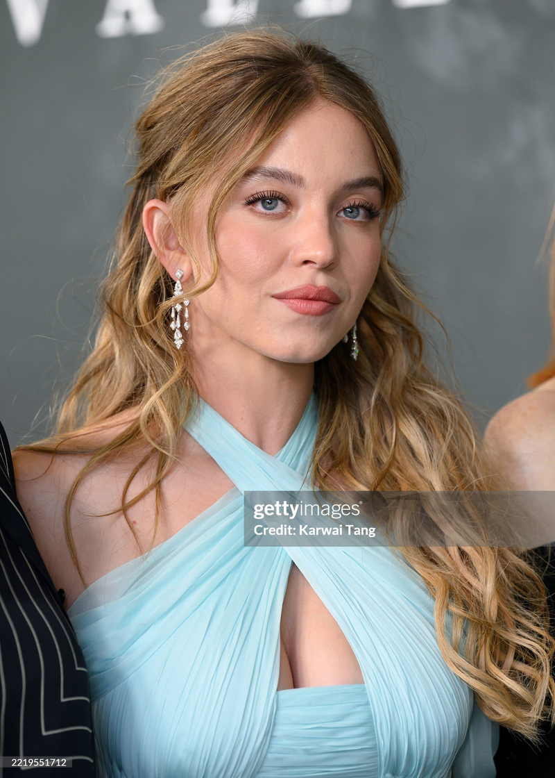 Sydney Sweeney - Foto 1