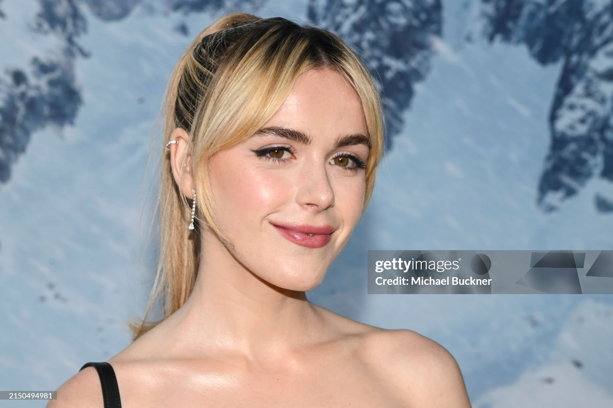 Kiernan Shipka - Foto 3