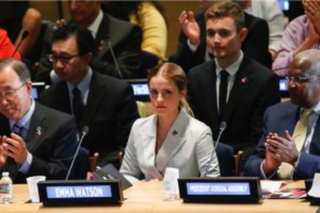 EMMA WATSON faz um discurso na  ONU para mudar as regras do jogo
