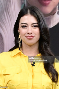 Amber Midthunder - Poster 1