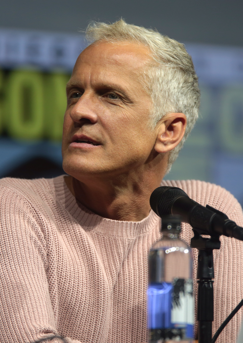 Patrick Fabian - Foto 1