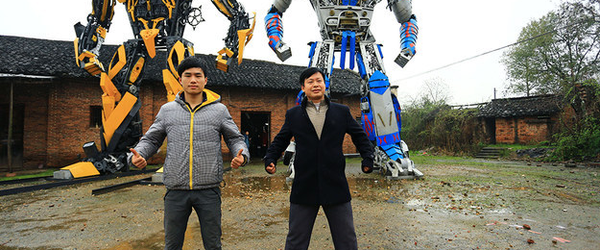 Chineses constroem Transformers a partir de ferro-velho