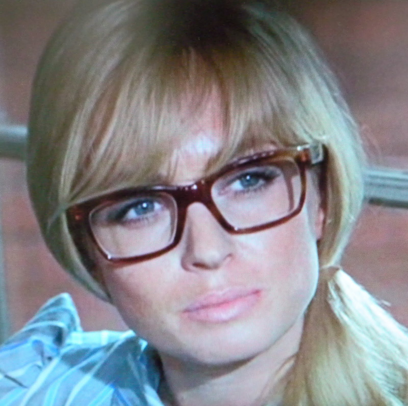 Suzy Kendall - Foto 1