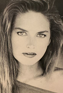 Elizabeth Barclay - Poster 1