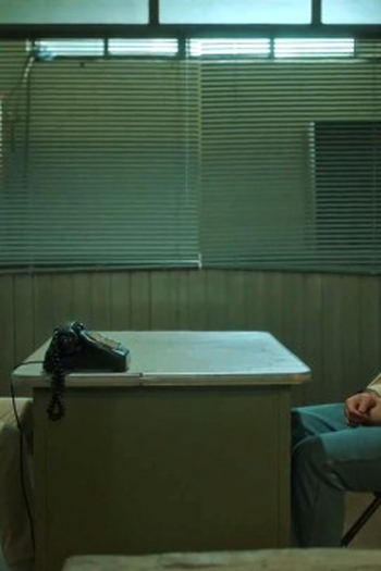 Poster de Episódio 떠날 수 없는 이유 (2023)
