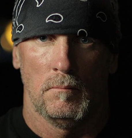 Jay Dobyns (24 de Julho de 1961) Artista Filmow