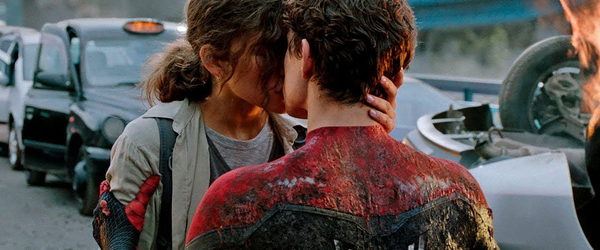 Zendaya e Tom Holland oficializam casamento em cerimônia discreta
