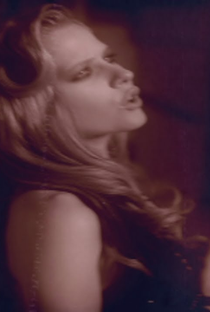 Avril Lavigne: Nobody's Home - Poster / Capa / Cartaz - Oficial 1
