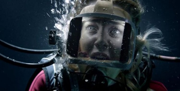 '47 Meters Down': Terror de tubarões com Mandy Moore surpreende nas bilheterias | CinePOP