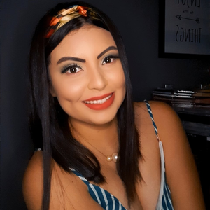 Foto de perfil de alinemedeiros4704314b1f6348ab