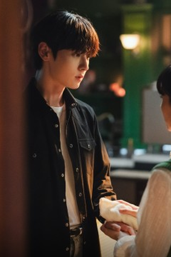 Poster de Episódio 8화 (2023)