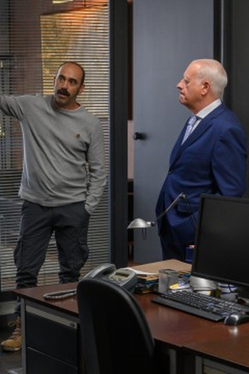Poster de Episódio En los huesos (2022)