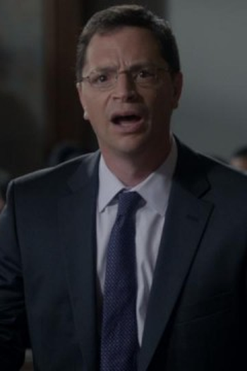 Poster de Episódio White Hat's Off (2012)