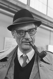 Arthur Miller (I) - Poster 1