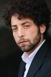 Yahya Mahayni - Poster 1