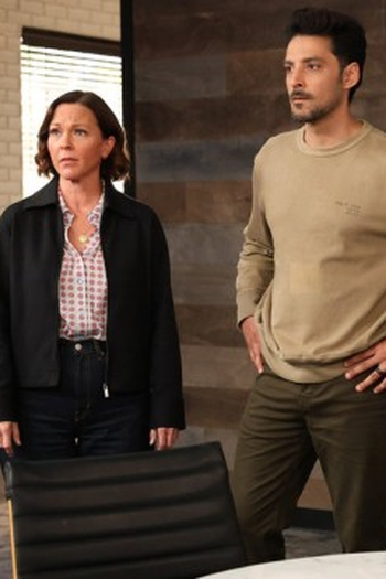 Poster de Episódio Missing While Perfect (2024)