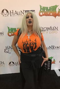 Loretta Vampz - Poster 1