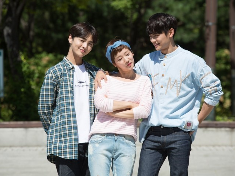 Foto 5 de Because It's The First Time