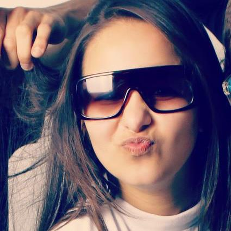 Sabrina Oliveira - Foto 6