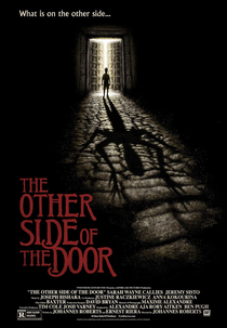 Do Outro Lado da Porta ( The Other Side of the Door)