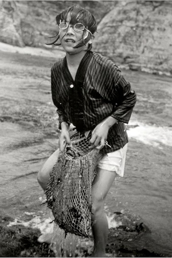  de Curta Ama Girls (1958)