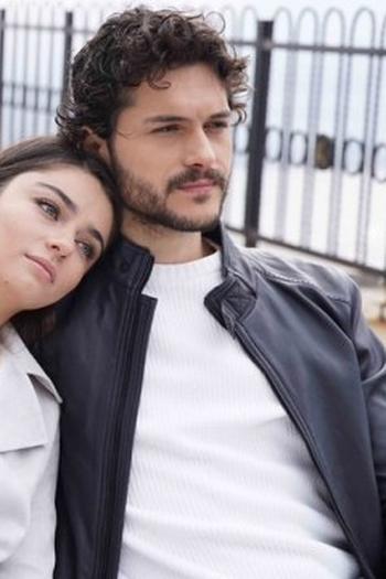 Poster de Episódio 10. Bölüm (FİNAL) (2020)