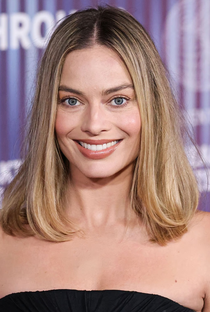 Margot Robbie - Poster 1