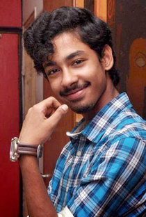 Riddhi Sen - Poster 1