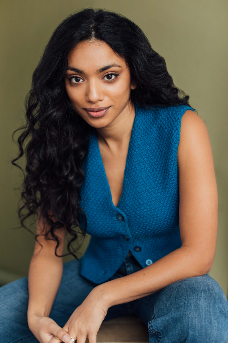 Nadine Bhabha - Foto 1