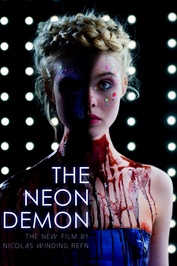  de Filme Demônio de Neon (2016)