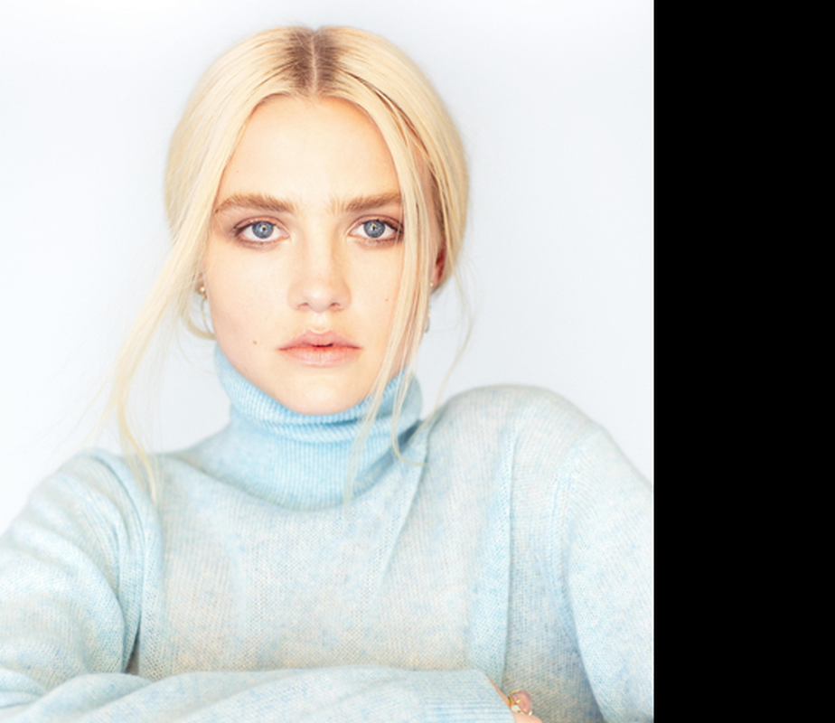 Maddie Hasson - Foto 1