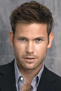 Matthew Davis (I) - Poster 1