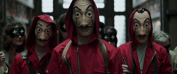 La Casa de Papel: Grupo tenta roubar banco usando máscaras da série - Sons of Series