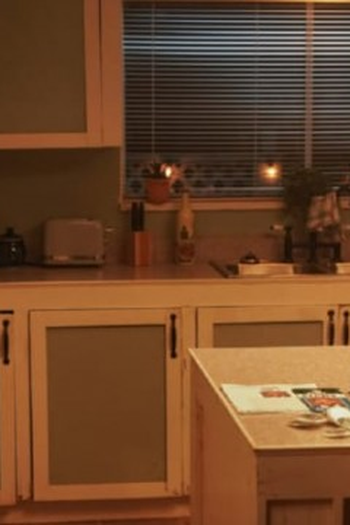 Poster de Episódio What Lies Beneath (2022)