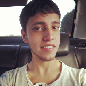 Foto de perfil de Douglas Collete Rodrigues