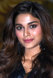 Saiee Manjrekar - Poster 1