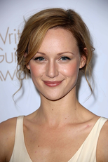 Kerry Bishé