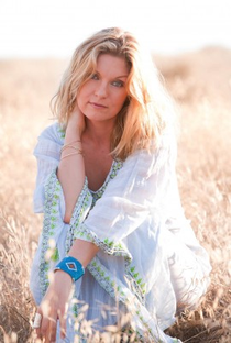 Sheryl Lee - Poster 1