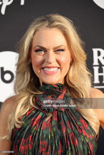 Elaine Hendrix - Poster 1