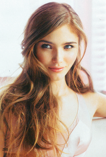 Chanel Celaya - Poster 1