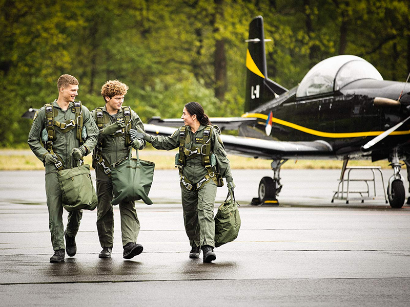 Foto 3 de High Flyers (1ª Temporada)