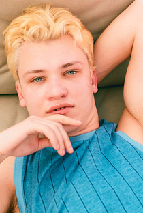 Amaury Foucher - Poster 1