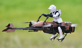 [BRINQUEDOS] Star Wars: fã faz uma speeder bike voar de verdade!