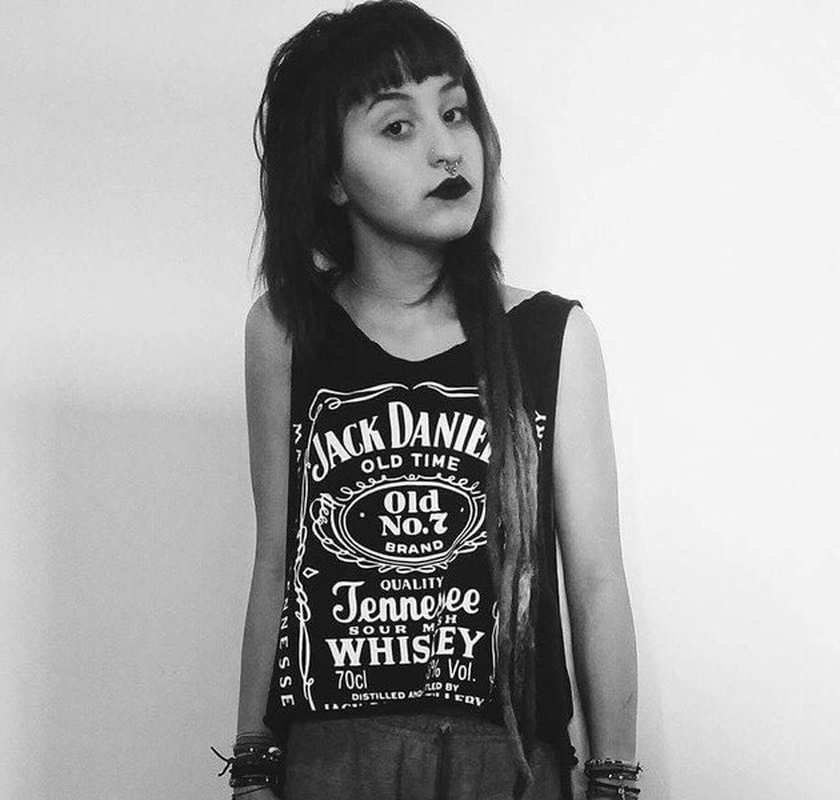 ana livia - Foto 2