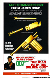 007 Contra o Homem com a Pistola de Ouro - Poster / Capa / Cartaz - Oficial 3