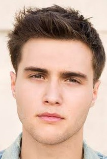 Cameron Moulène - Poster / Capa / Cartaz - Oficial 1