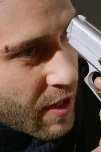 Poster de Episódio 33. Bölüm (2013)