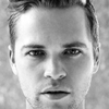 Alexander Calvert - Foto 1