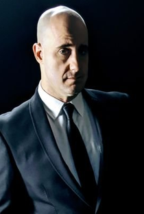 Ashwin Mushran - Poster / Capa / Cartaz - Oficial 1